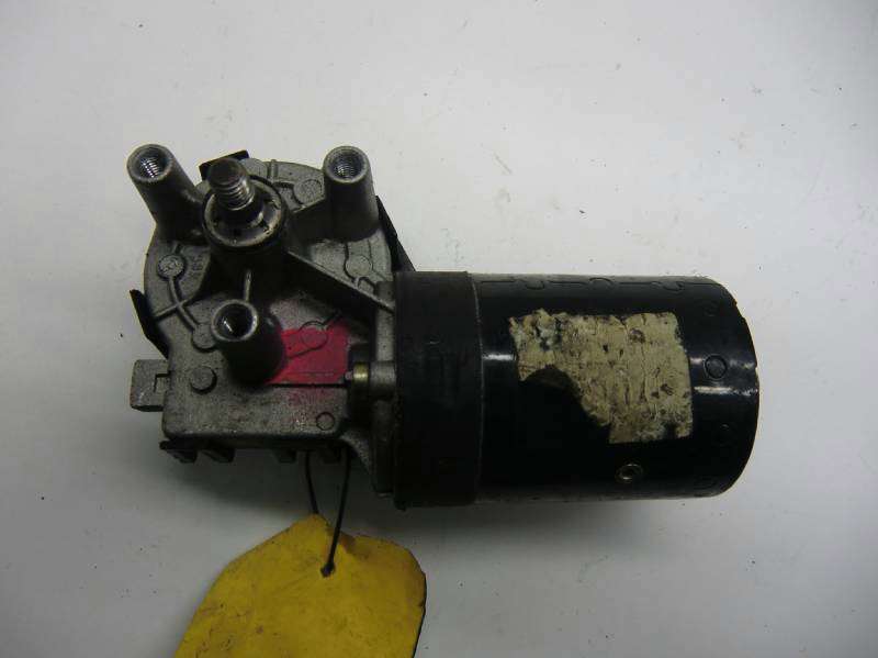 VW BORA (1J, AB 09/98) BJ1999 WISCHERMOTOR VORN 1J1955113A BOSCH 0390241151